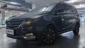 Wuling Cortez 1.8 L Lux Plus Bensin-MT 2019 Hitam /