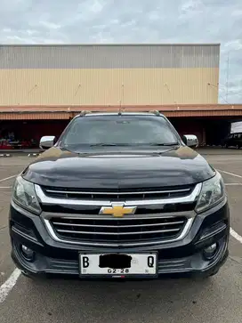 Harga Cash Chevrolet Trailblazer LTZ 2017