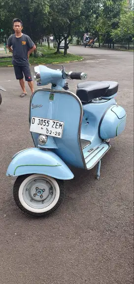 Vespa Super Repro VBB Tahun 1974