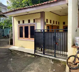 Dikontrakan Rumah Pondok Aren