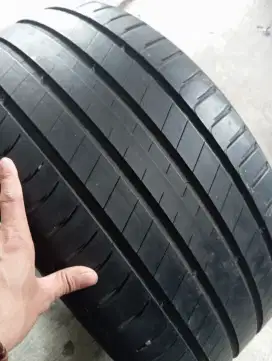 Michelin 285 40 R20