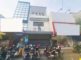 ruko sewa 3 lantai full bangunan pasar besar pusat kota