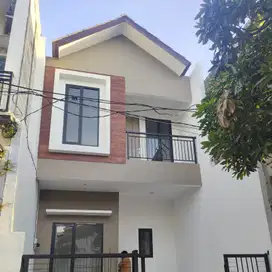 Dijual Rumah Baru BU di Karang Asem Tambaksari Surabaya