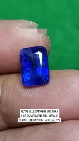 Blue Sapphire 4.02 ct