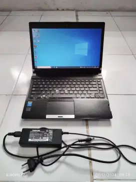 Toshiba Dynabook Portege R30-A