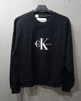 CALVIN KLEIN JEANS BLACK SWEATSHIRT