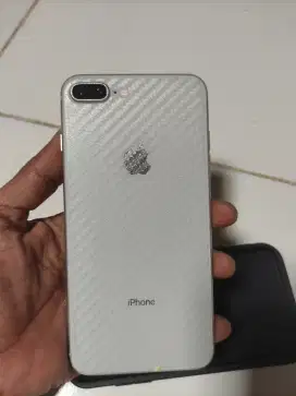 Di jual iphone 8plus 3.2 nego