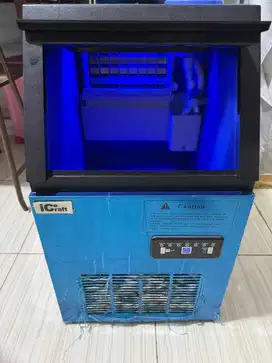Mesin Pembuat Es Batu Baca Deskripsi
