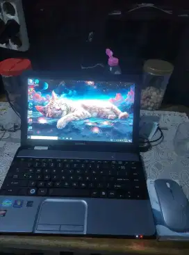 LAPTOP Spek tinggi Toshiba Satelite L830