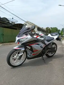 Langka Istimewa Ninja 250 Fi 2012 Like New