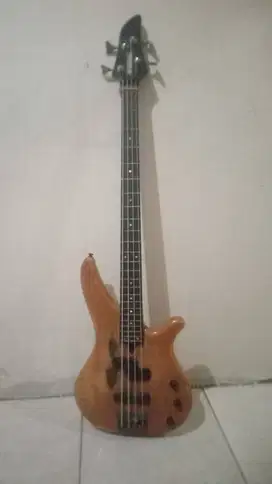 Bass yamaha original