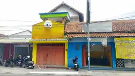 Ruko dan Rumah Di Pusat.Kota Sragen Strategis 2 Lt