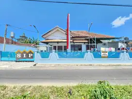 Dijual rumah megah dan Gudang di jalan Nuri, Pakis , Banyuwangi