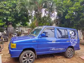 Toyota Kijang Super