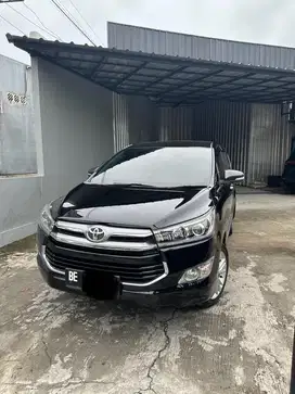 Kijang innova Q ( venturer ) 2.4 diesel matic original BE