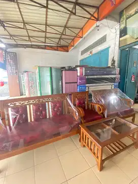 Kredit Sofa Bahan Kayu