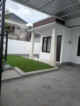 FOR RENT RUMAH BARU  2 LT 3BR FURNISH LOKASI STARTEGIS NUSA DUA