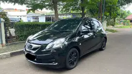 Honda Brio Cbu e cvt 2013