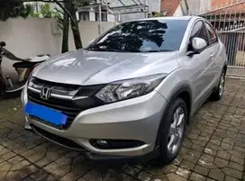 DP Rendah  13JT Honda HRV 1.5 S Bensin-AT 2015 Abu