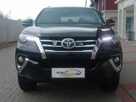 [HARGA TERBAIK!!!] TOYOTA FORTUNER VRZ 2.4 A/T DIESEL 2016 HITAM