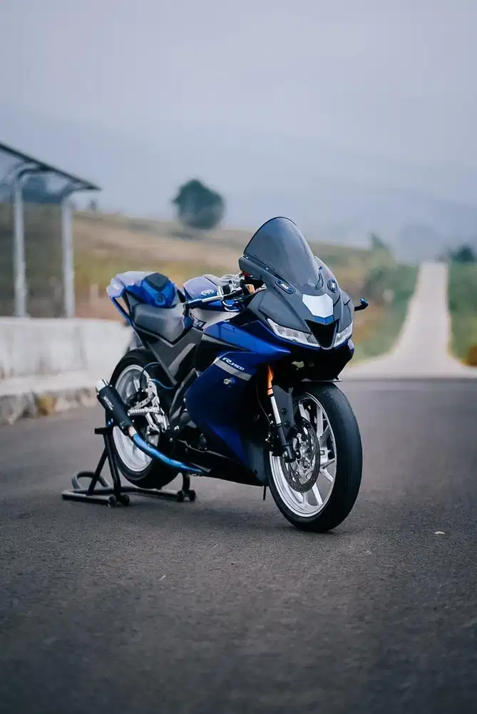 YAMAHA R15 V3 2019