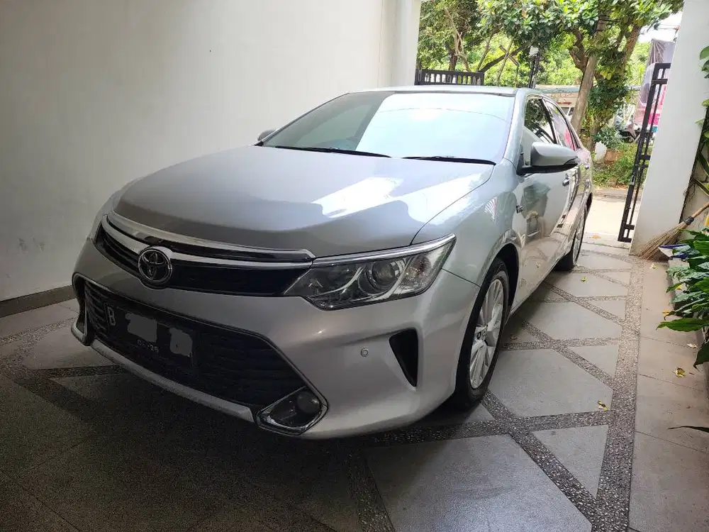 Toyota Camry 2.5V AT 2015