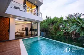 FREEHOLD BEAUTIFUL VILLA WITH ROOF-TOP TERRACE IN CANGGU