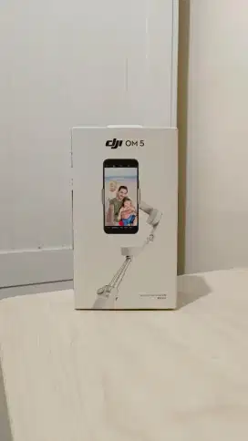 DJI Osmo Mobile 5 Gimbal Smartphone