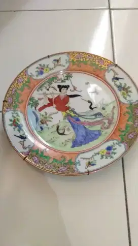 Pajangan Piring