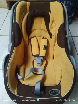 Baby carseat Pliko