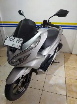 CASH KREDIT DP MINIM 2JTA HONDA PCX 150 CBS ISS THN 2019 SIAP PAKAI