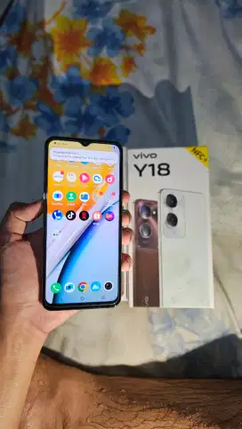 Vivo y18 4/128 second