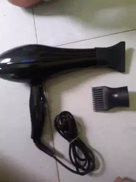 Hair dryer 750W