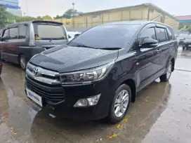 Toyota Kijang Innova 2.0 V Bensin-MT 2016 Hitam /