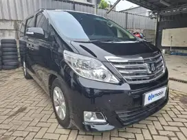 DP Rendah Toyota Alphard 2.4 G Bensin-AT 2012 SBC B