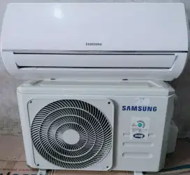 Dijual ac merk samsung r32 1/2 pk bekas /second