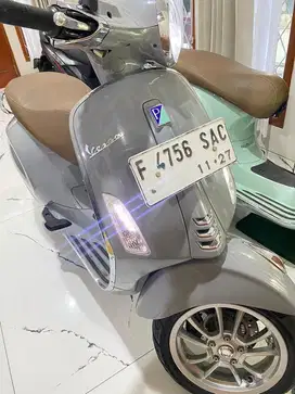 Vespa Primavera 2022