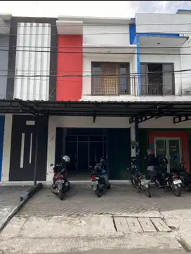 Dijual ruko 2 lantai green palm pinggir jalan raya mt haryono ungaran