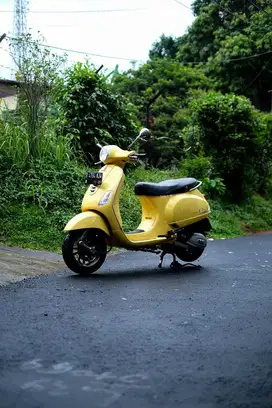 PIAGGIO VESPA LX 125 IGET FACELIFT 2020 ( TERMURAH )