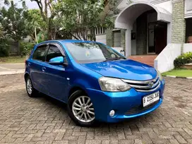 Dp cuma 2 juta Etios E 2014 MT