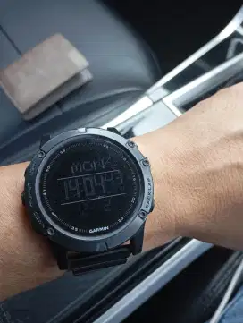 Garmin digital watch