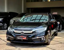 HONDA CIVIC TURBO FACELIFT EDITION 2019 BLACK ON BLACK