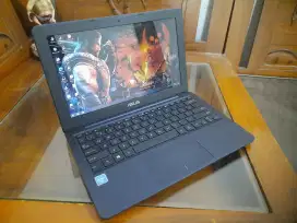 Asus E202S Slim mulus