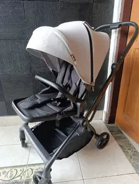 Preloved Stroller Cocolatte Convertz Reversible