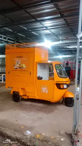 Custom Unik Tvs & Bajaj Mini Food Truck Untuk Kebutuhan Usaha Anda