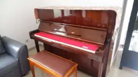 Piano YAMAHA U1G