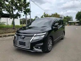 Nissan Elgrand 2.5 HWS 2017