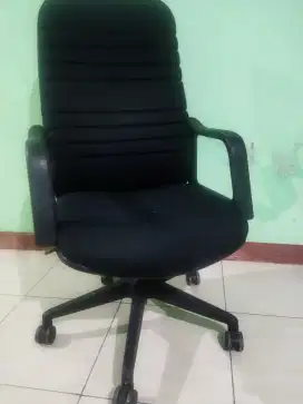 Kursi kerja kantor hidrolik