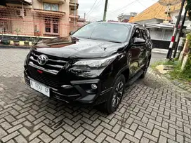 FORTUNER VRZ TRD dsl AT 2018 AjiBB