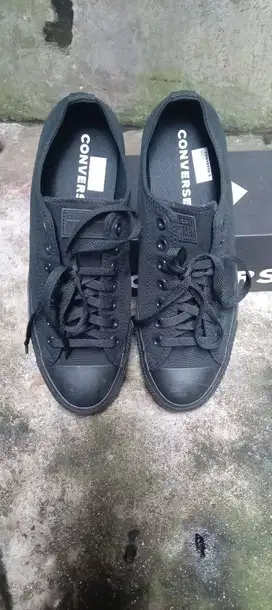 Converse belum pernah pakai.baru 950